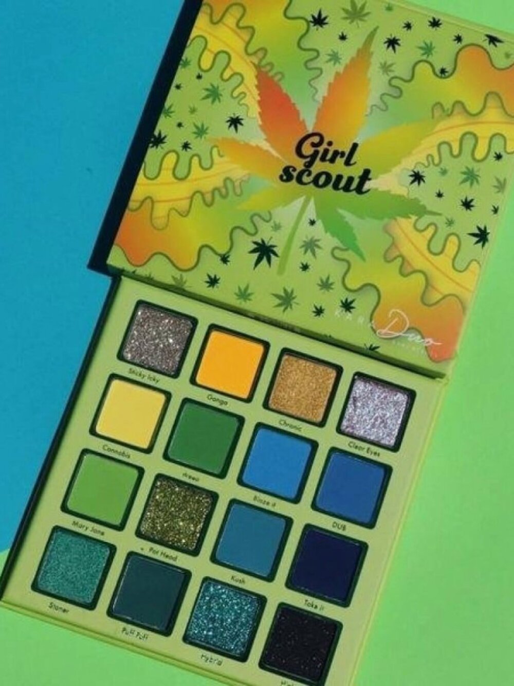 KARA BEAUTY ‘Girl Scout’ Eyeshadow Palette - 16 shades